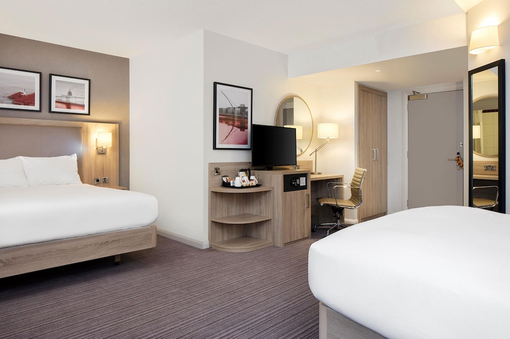 Habitación familiar, 2 camas de matrimonio del hotel Hilton Garden Inn Dublin City Centre