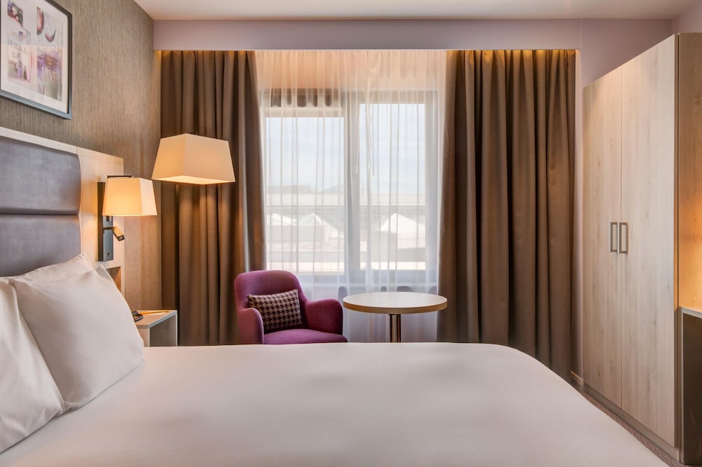 Habitación Deluxe, 1 cama de matrimonio grande del hotel Hilton Garden Inn Dublin City Centre