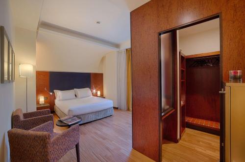 Habitación Doble Superior XL - 1 o 2 camas del hotel Nh Bergamo. Foto 1