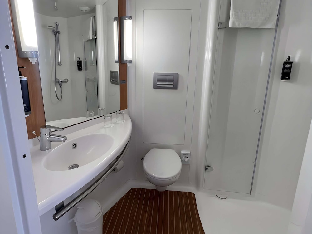 The Queen del hotel Ibis Styles Liverpool Centre Dale Street. Foto 5