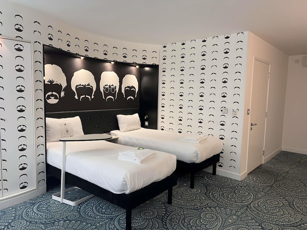 Habitación Estándar Accesible con 2 camas individuales del hotel Ibis Styles Liverpool Centre Dale Street. Foto 8