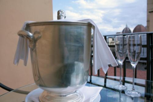 Habitación Doble Superior con terraza del hotel Albani Firenze. Foto 8