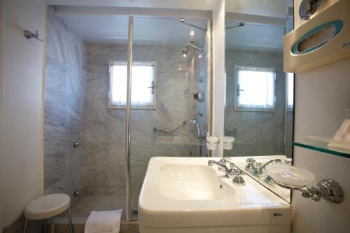 Habitación Doble Superior con terraza del hotel Albani Firenze. Foto 14