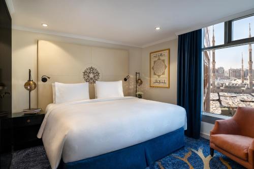 Presidential Suite, Three Bedrooms, Haram Plaza View del hotel Sofitel Shahd Al Madinah. Foto 4