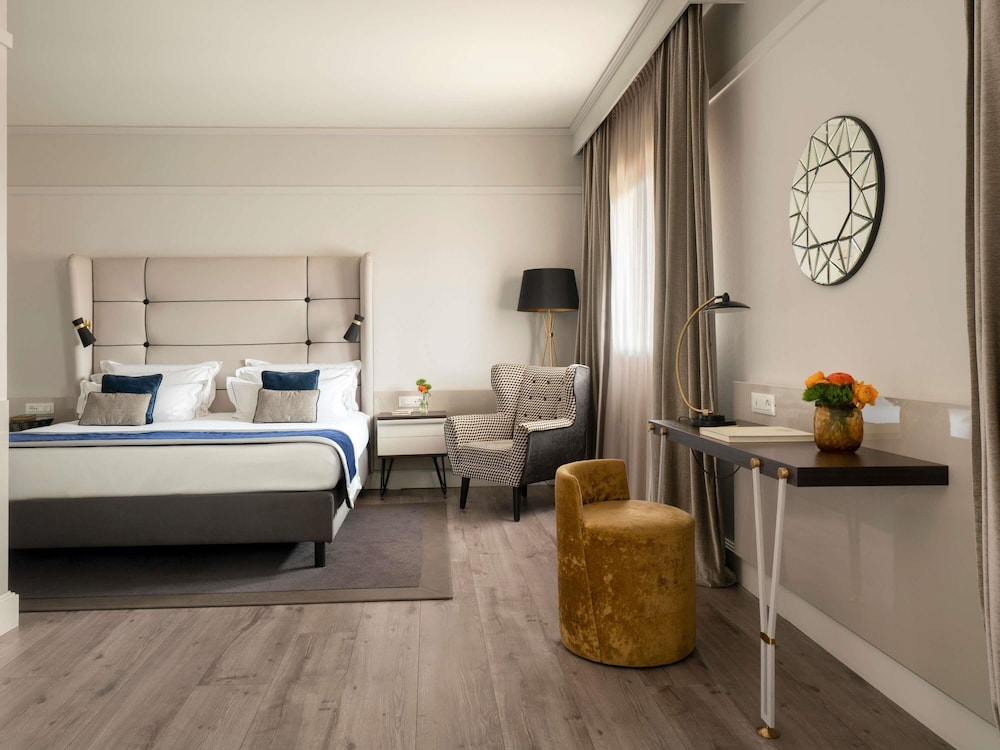SUITE JUNIOR, 1 Cama King Size del hotel Cerretani Hotel Firenze - MGallery Collection. Foto 1