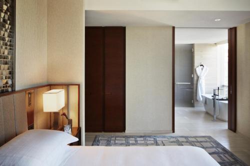 Suite de 1 dormitorio con terraza del hotel Park Hyatt New York. Foto 4