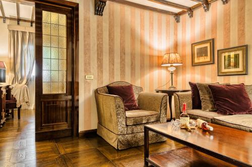 Suite Junior del hotel Grand Baglioni. Foto 5