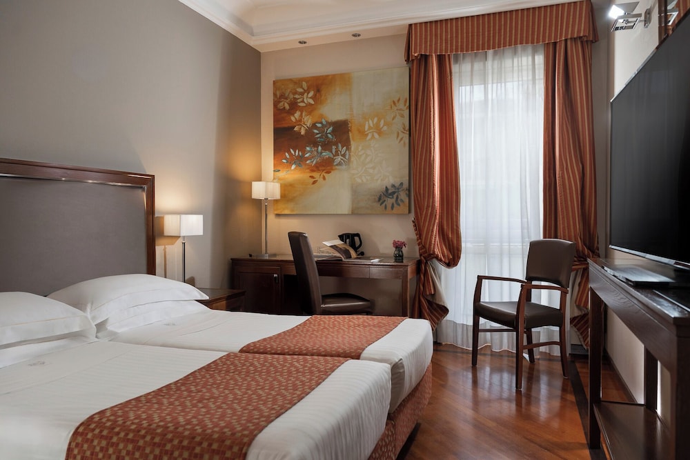 Habitación superior del hotel Grand Adriatico. Foto 2