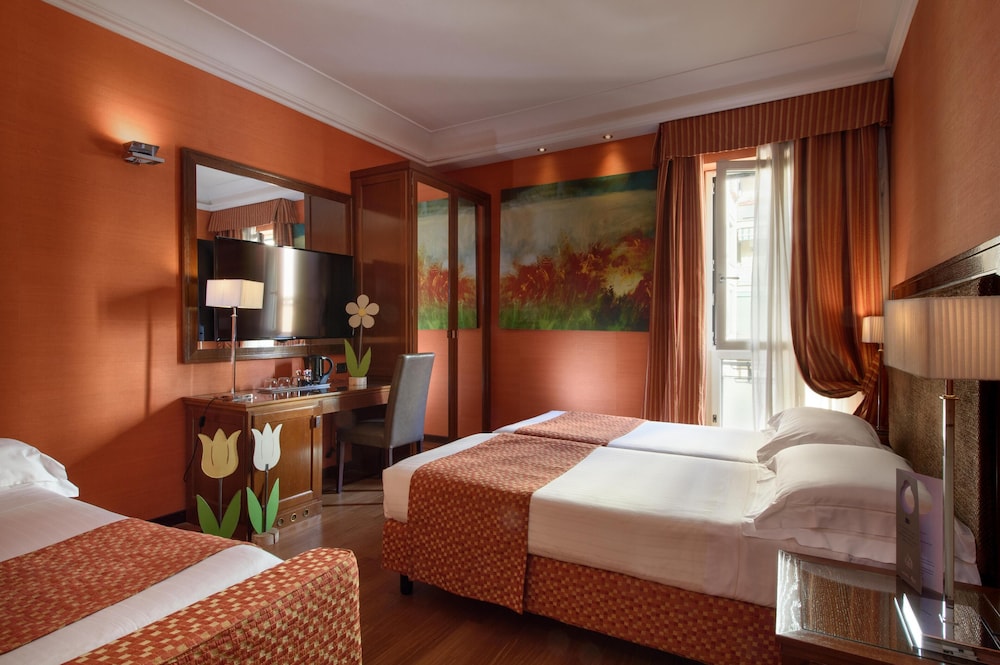 Habitación triple Confort del hotel Grand Adriatico