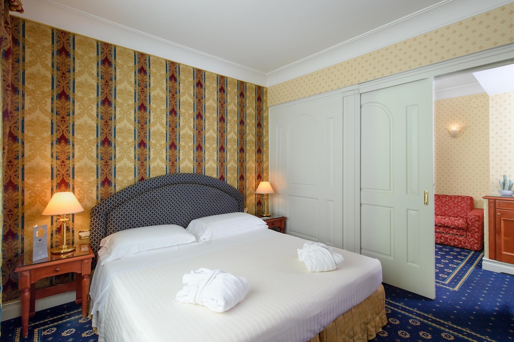 Suite del hotel Grand Adriatico. Foto 1