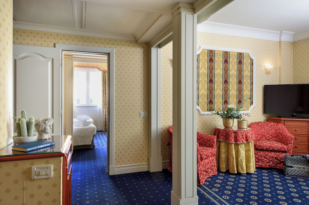 Suite Grand del hotel Grand Adriatico. Foto 3