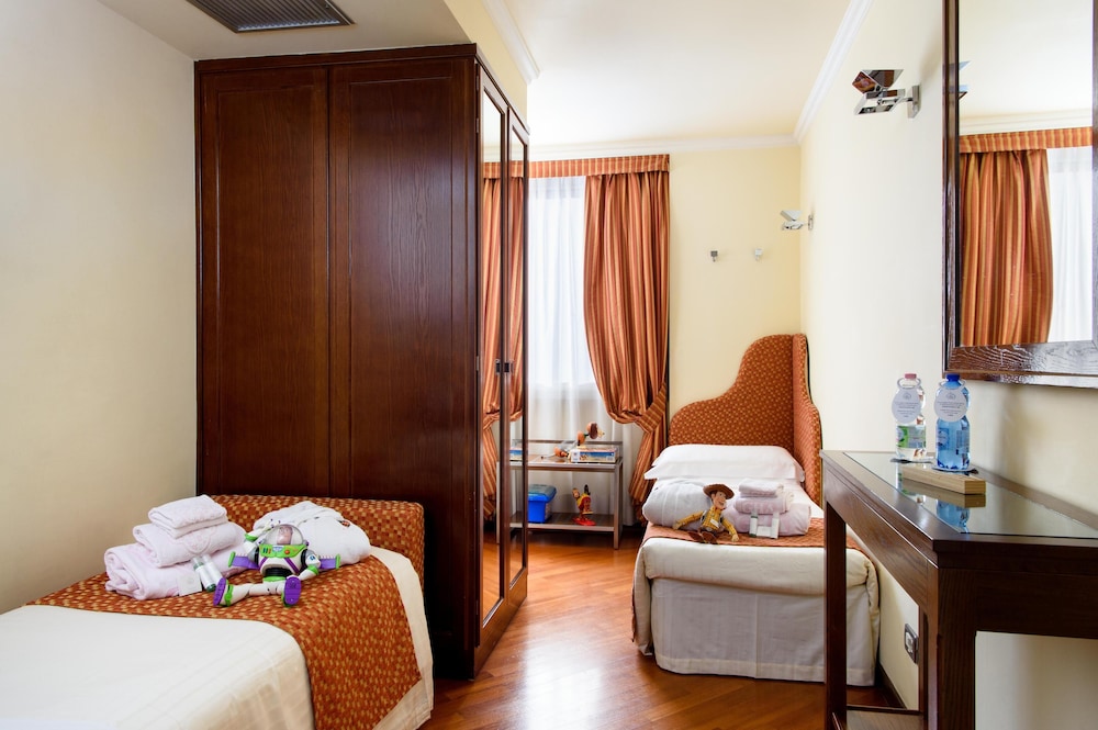Habitación familiar del hotel Grand Adriatico