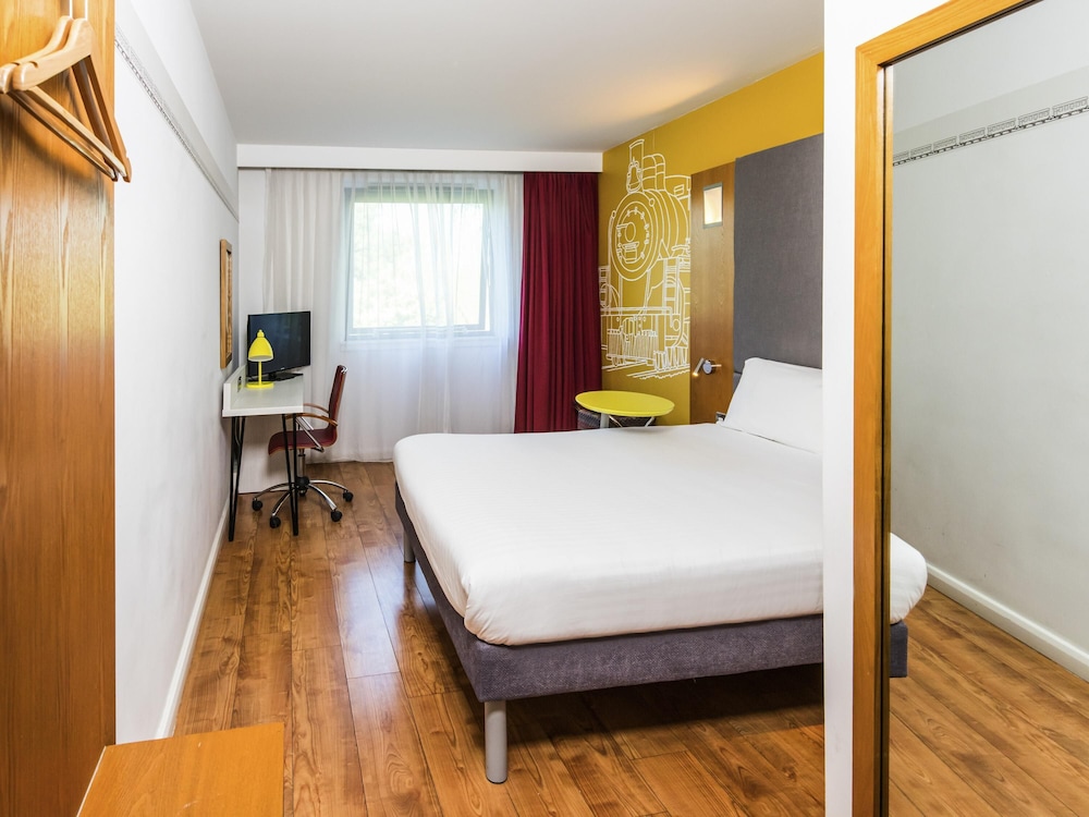 La Queen del hotel Hotel ibis Styles Crewe. Foto 7