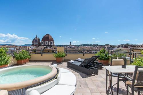 Suite con vistas a la ciudad del hotel Machiavelli Palace