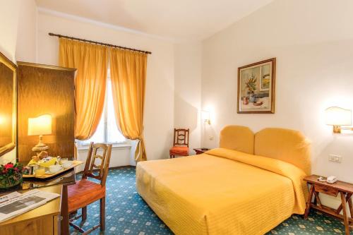 Habitación Doble Clásica del hotel San Giorgio And Olimpic. Foto 8
