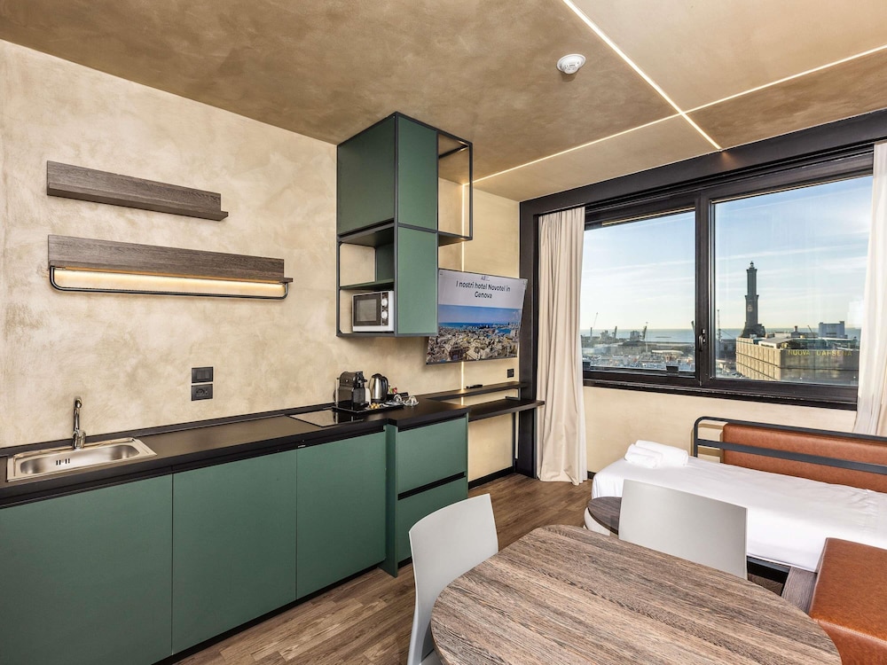 Apartamento con 1 dormitorio del hotel Novotel Genova City. Foto 4
