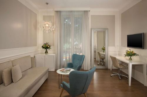 Suite Junior del hotel Nh Genova Centro. Foto 1
