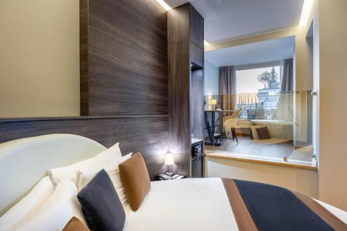 Suite con vistas a la ciudad del hotel iH Hotels Milano Ambasciatori