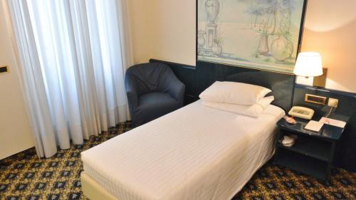 Habitación Individual Económica del hotel iH Hotels Milano Ambasciatori