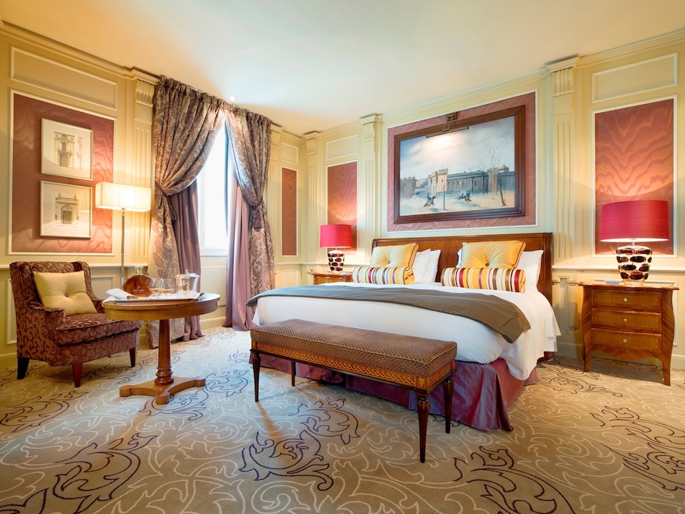 Habitación Deluxe del hotel Principe Di Savoia. Foto 1