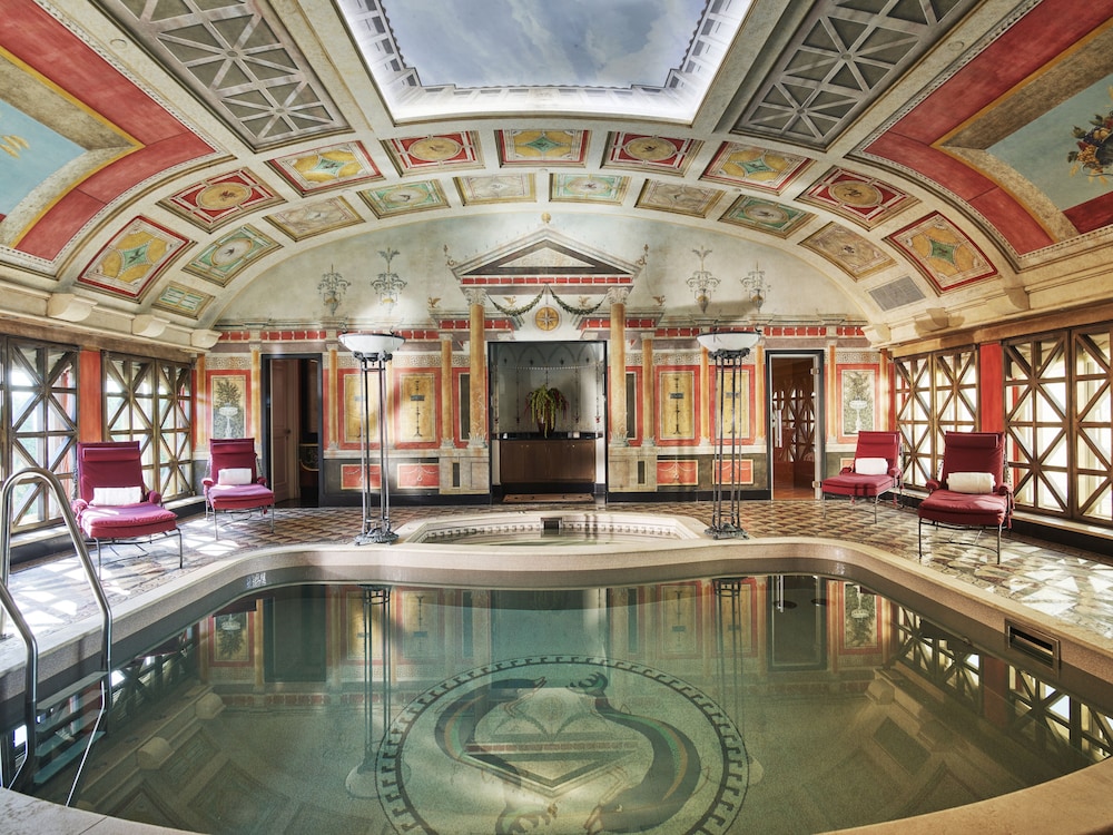 Suite presidencial, 1 cama de matrimonio grande del hotel Principe Di Savoia