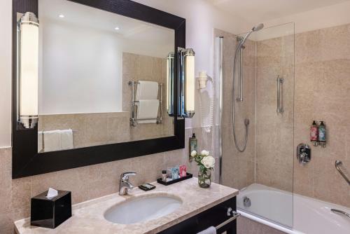 Habitación Doble Superior - 1 o 2 camas del hotel Starhotels Anderson. Foto 13