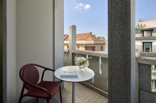 Habitación Doble Premium con terraza del hotel Tivoli President Milano. Foto 1