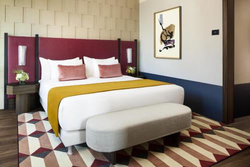 Suite Duomo con cama supletoria del hotel Tivoli President Milano