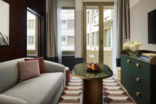 Suite con vistas del hotel Tivoli President Milano. Foto 1