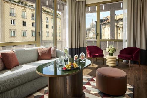 Suite Duomo con cama supletoria del hotel Tivoli President Milano