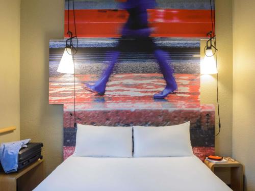 Habitación Doble Superior del hotel Ibis Milano Centro. Foto 5