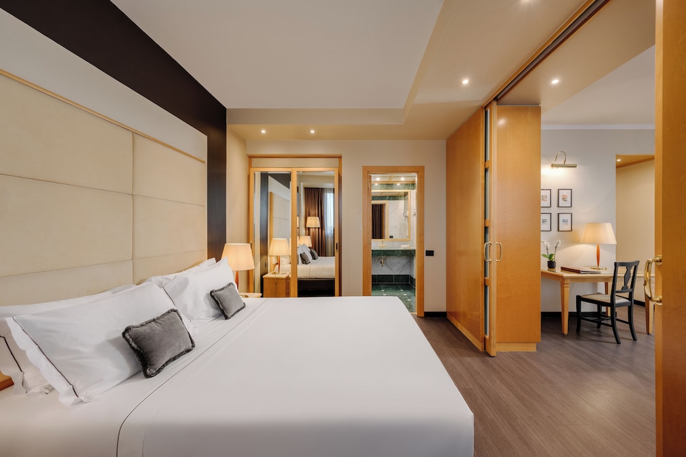 Suite del hotel City Life Hotel Poliziano - By R Collection Hotels. Foto 1