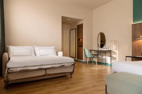 Habitación Familiar del hotel Melia Milano. Foto 8