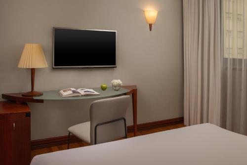 Habitación Doble Superior del hotel Nh Milano Machiavelli. Foto 5