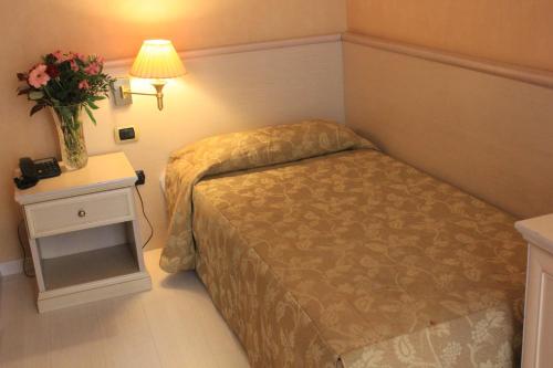 Habitación Individual del hotel Terminal. Foto 1