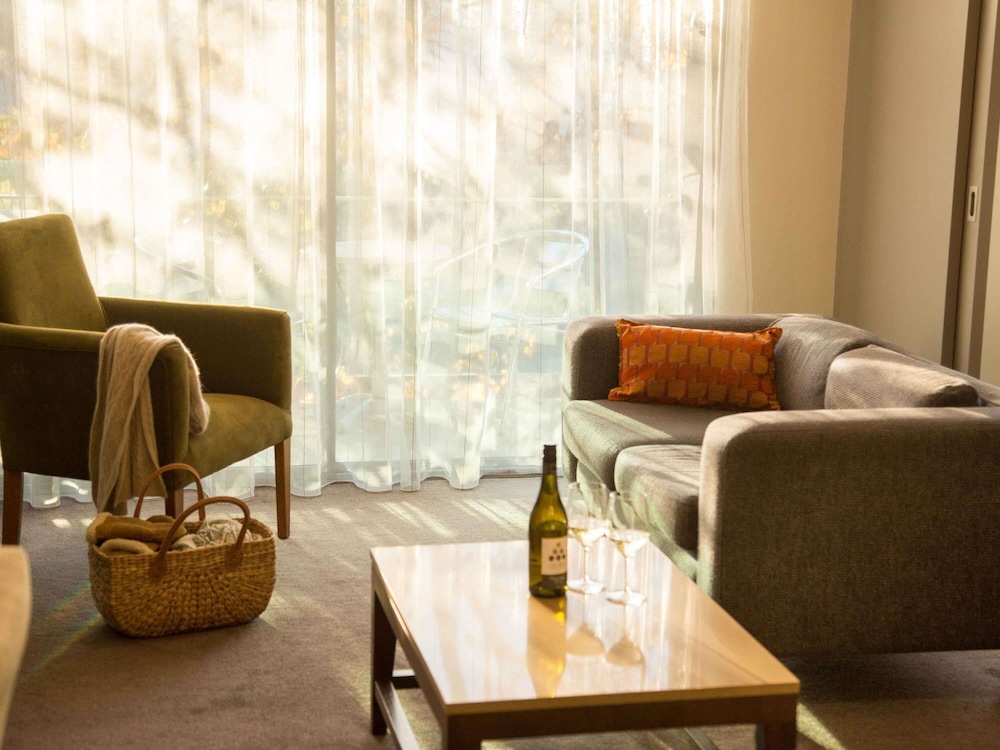 Suite Estándar de una habitación del hotel The Sebel Launceston. Foto 3
