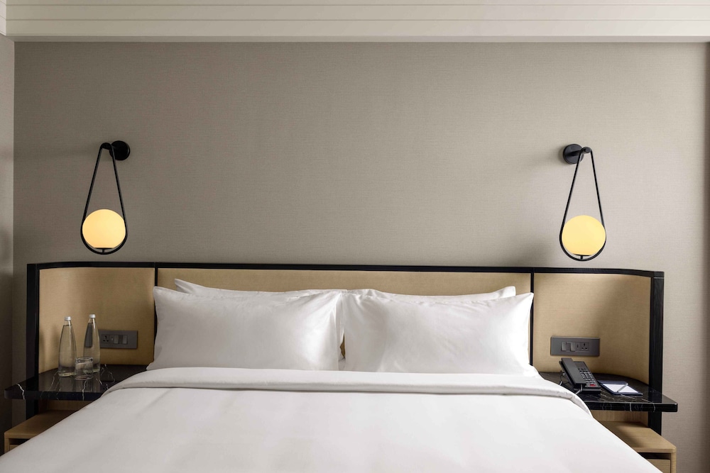 Habitación Superior con cama king del hotel Pullman Chennai Anna Salai - Premium Brand By Accor. Foto 1