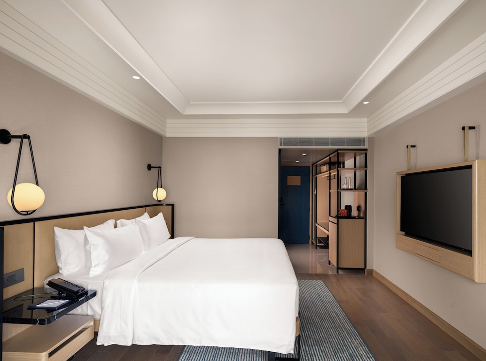 Habitación Superior con cama king del hotel Pullman Chennai Anna Salai - Premium Brand By Accor. Foto 2