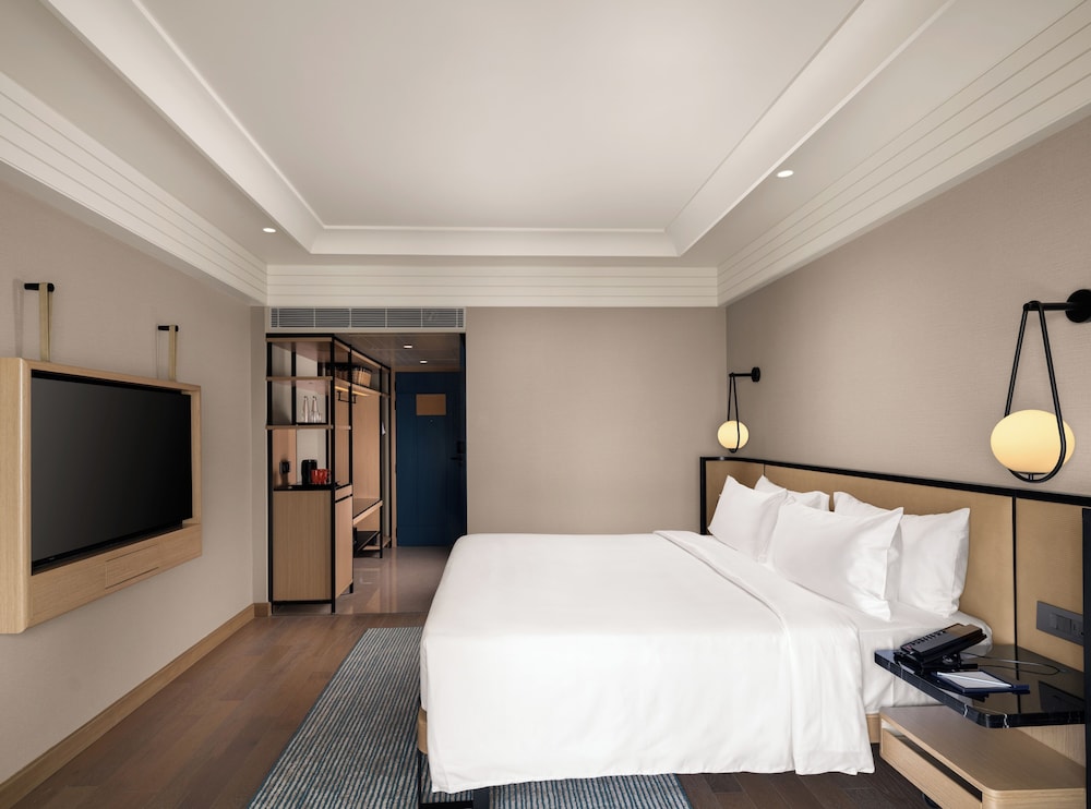 Habitación Superior con cama king del hotel Pullman Chennai Anna Salai - Premium Brand By Accor. Foto 3