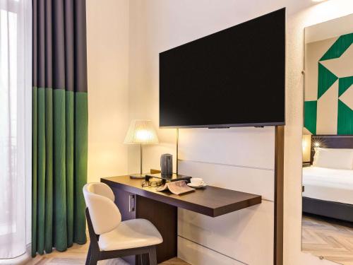 Habitación Individual Clásica del hotel Mercure Napoli Centro Angioino. Foto 10