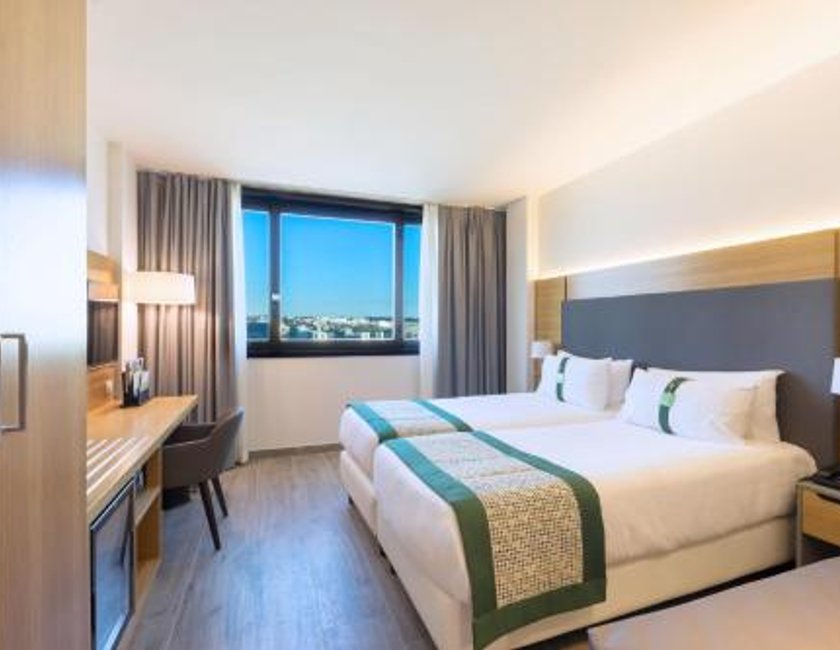 Habitación Doble Premium con sofá cama - 2 camas del hotel Holiday Inn Naples, An Ihg