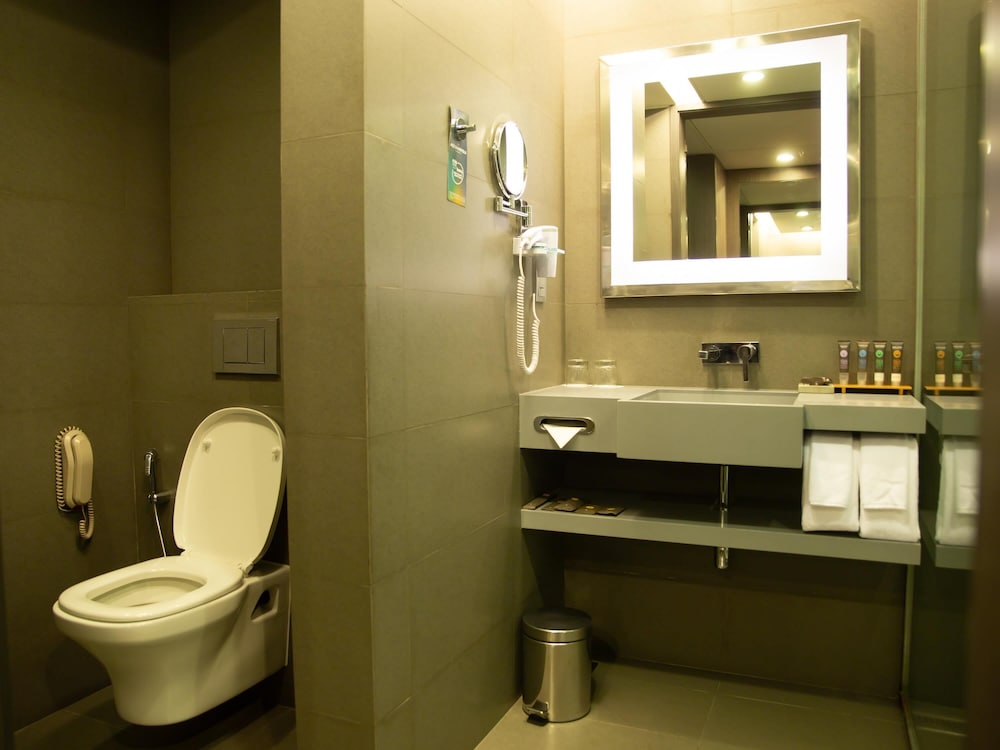 Habitación Superior con Dos Camas Individuales y WIFI del hotel Novotel Kolkata and Residences. Foto 3
