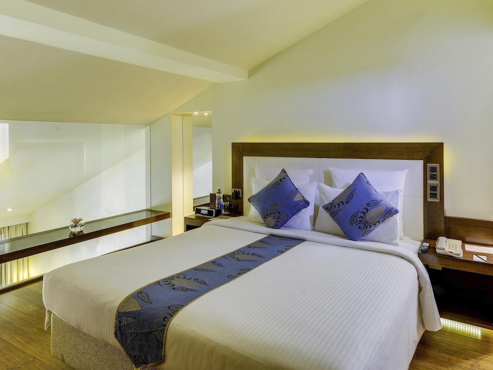 Suite Elegance, 15% de descuento en comida y spa del hotel Novotel Goa Candolim. Foto 2