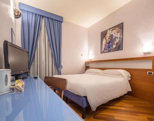 Habitación Doble Estándar del hotel Best Western Plaza. Foto 2