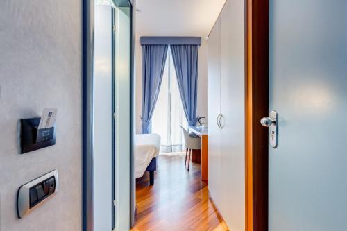 Habitación Doble Estándar del hotel Best Western Plaza. Foto 8