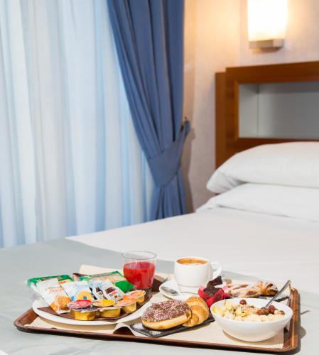 Habitación Doble Estándar del hotel Best Western Plaza. Foto 9