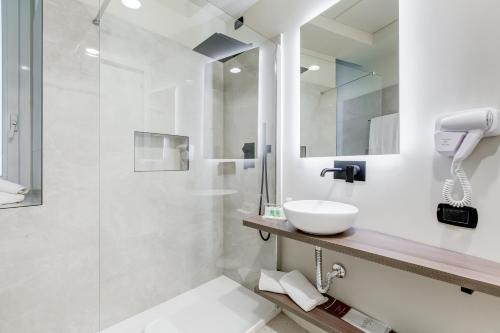 Habitación Doble Estándar del hotel Best Western Plaza. Foto 10