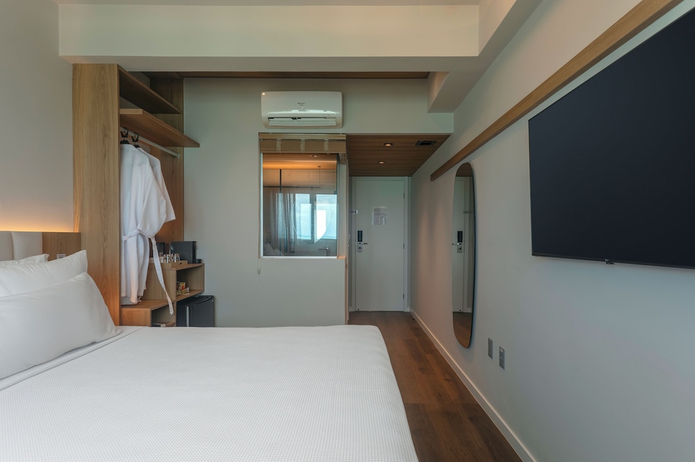 Habitación Privilege con una cama doble del hotel Mercure Maceio Pajucara. Foto 5