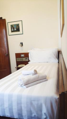 Habitación Individual del hotel Grand Duomo. Foto 4