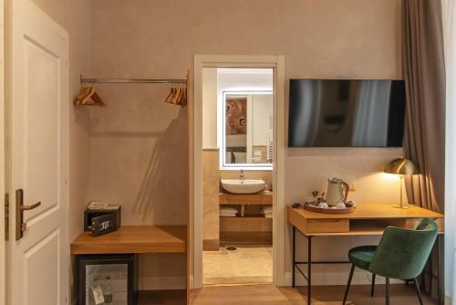 Habitación Doble Deluxe del hotel Accademia. Foto 6